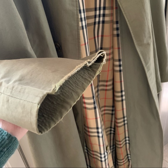 Vintage Burberry Trench Coat - Picture 10 of 17